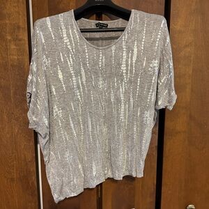 Lane Bryant Gray and White Short Sleeve Asymmetrical Top